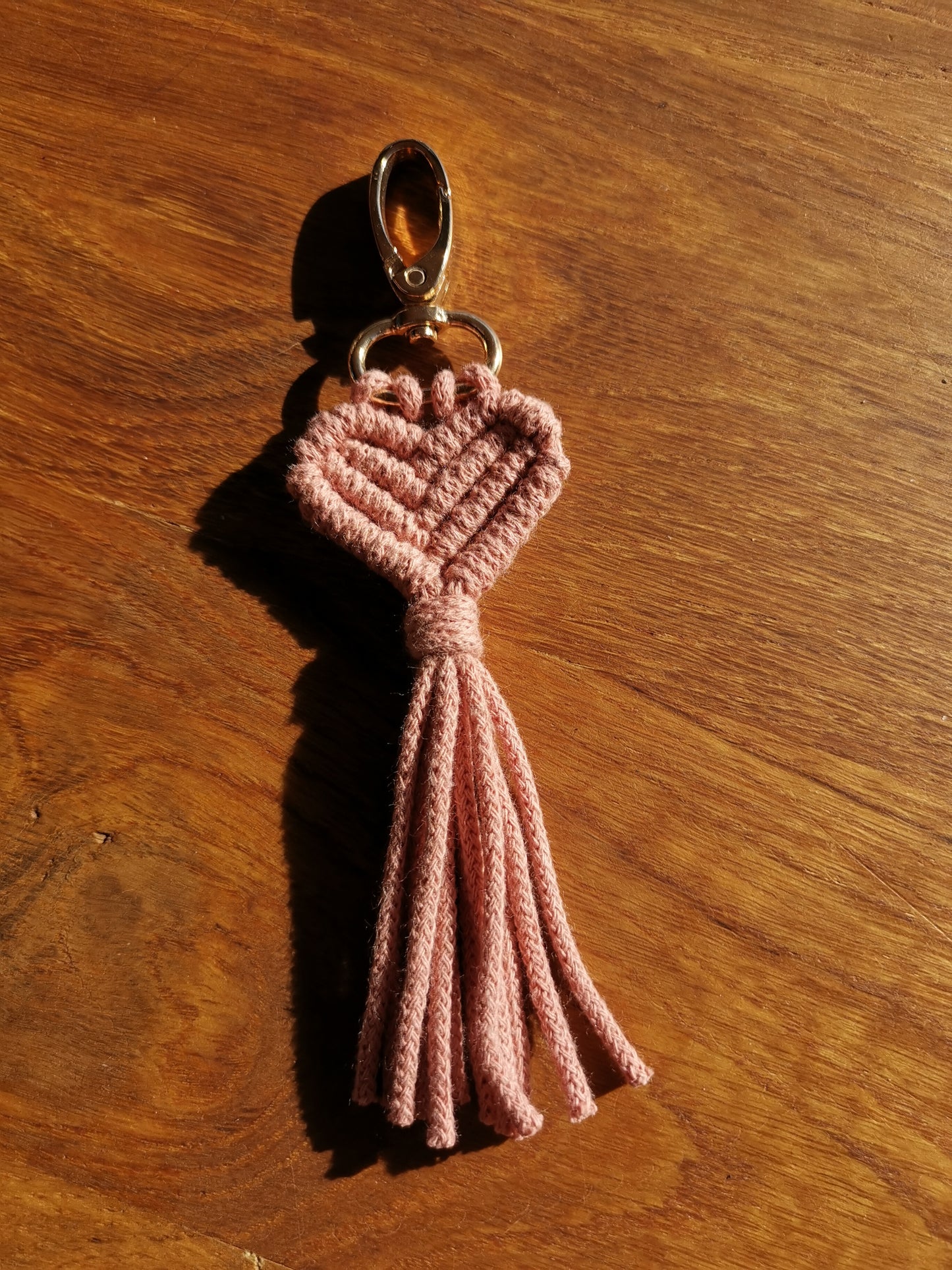 Porte-clé cœur en macramé ❤️